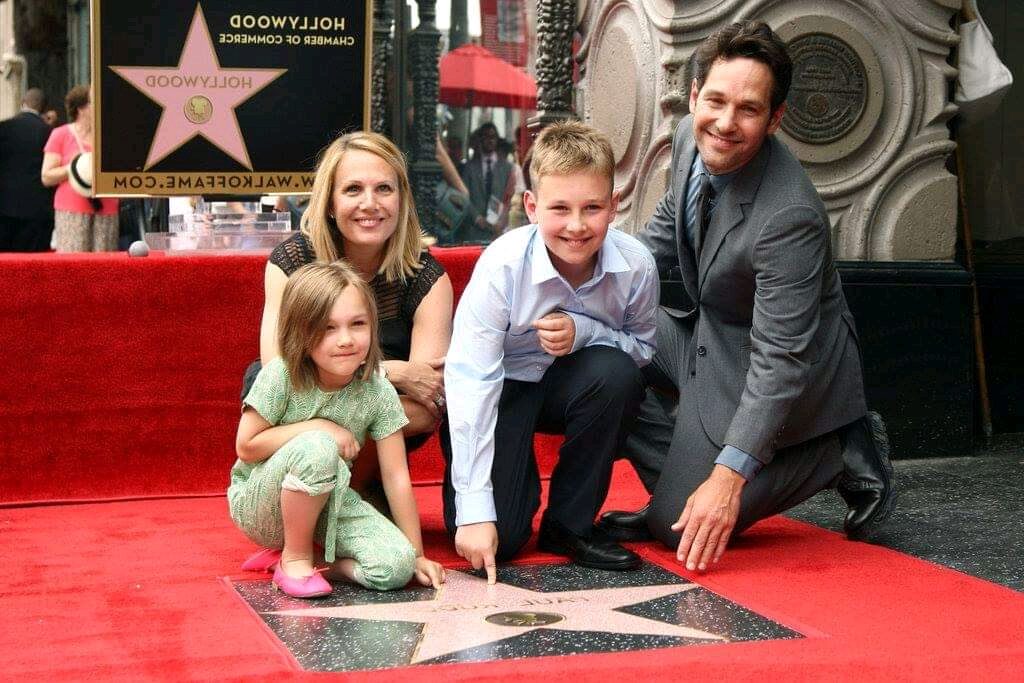 Julie Yaeger: Paul Rudd's Wife Wiki/Bio, Relationship, Movies and Net ...