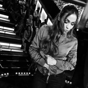 Have you seen Amanda Balionis the CBS reporter? See her bio, bikini