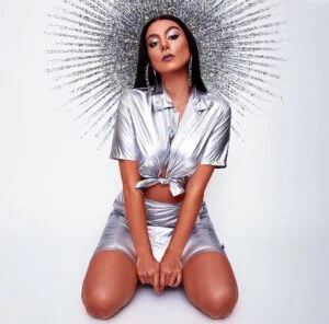 Kira Kosarin | Bio, Age, Bikini photos, Boyfriend, Net worth, Tiktok
