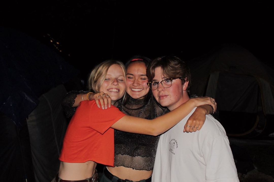 Laura San Giacomo | Career, Age, Net worth, Bikini and Measurements