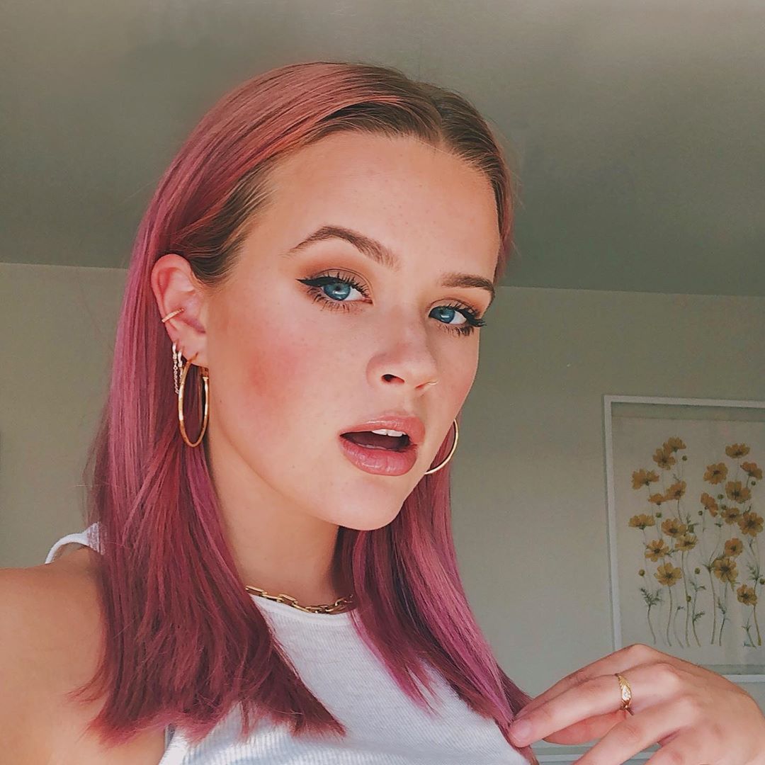Ava Elizabeth Phillippe Biography, Wiki, Height, Age, Boyfriend