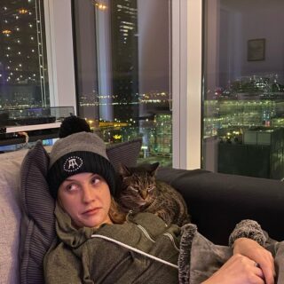 Kat Timpf | Bio, Age, Net worth, without glasses and bikini photos