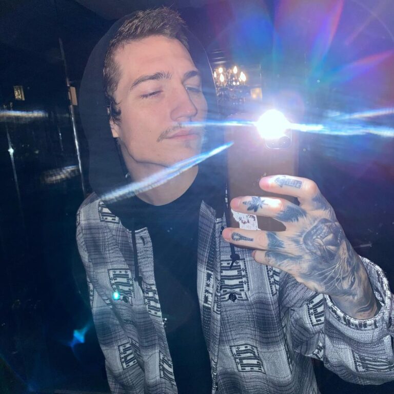 Nathan Schwandt, Jeffree Star Boyfriend | Age, Net worth, Instagram