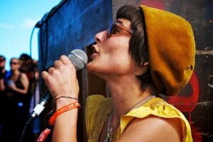 Everything you should know about Jade Castrinos - Bio, Age, Networth ...