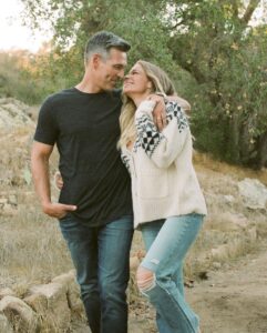 Leann Rimes | Wiki/Bio, Husband, Net Worth, Songs, Yellow Bikini