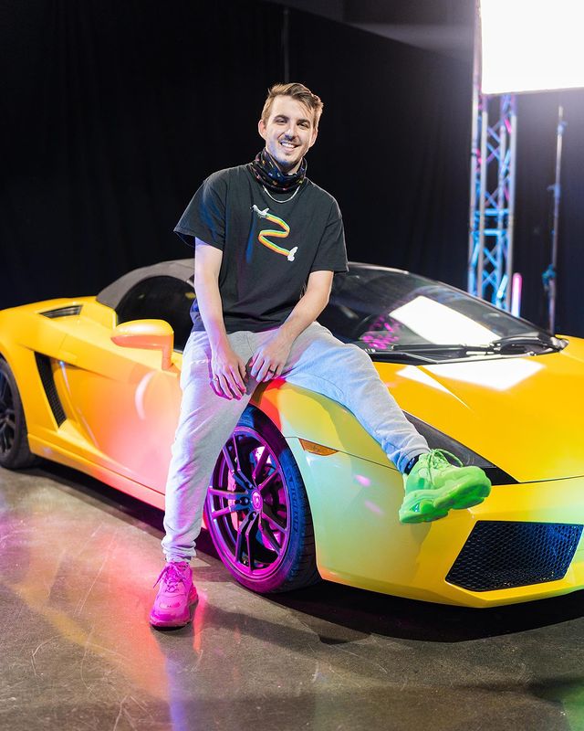 Chris on the car