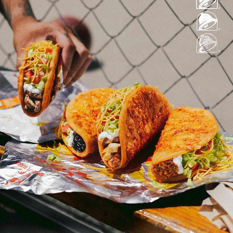 Taco Bell Menu and Prices (Updated June 2022) Breakfast Menu