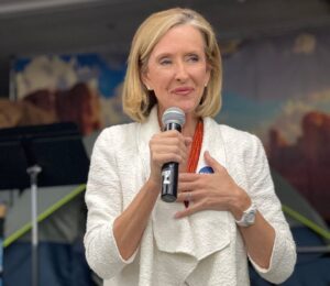 Karrin Taylor Robson Bio - 6 Point Plan, Relationship Life, Net Worth